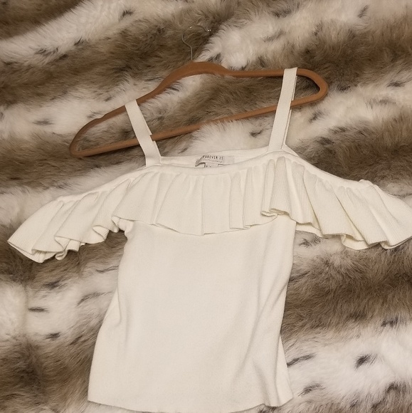 White off the shoulder top - Picture 2 of 5